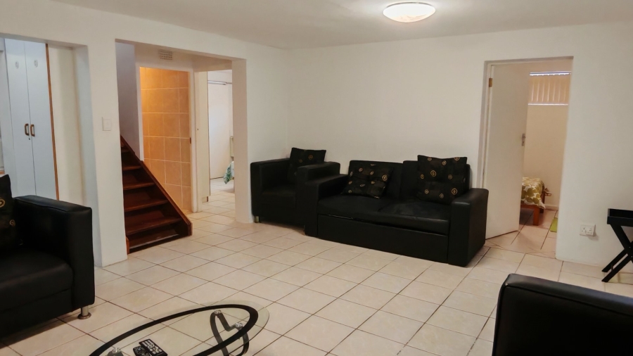 5 Bedroom Property for Sale in Twee Kuilen Western Cape